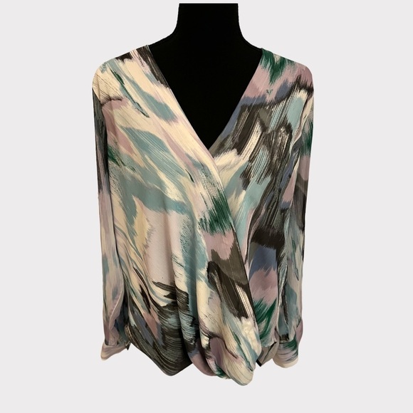 DKNY Printed Surplice Wrap Blouse Womens Medium - Picture 2 of 8